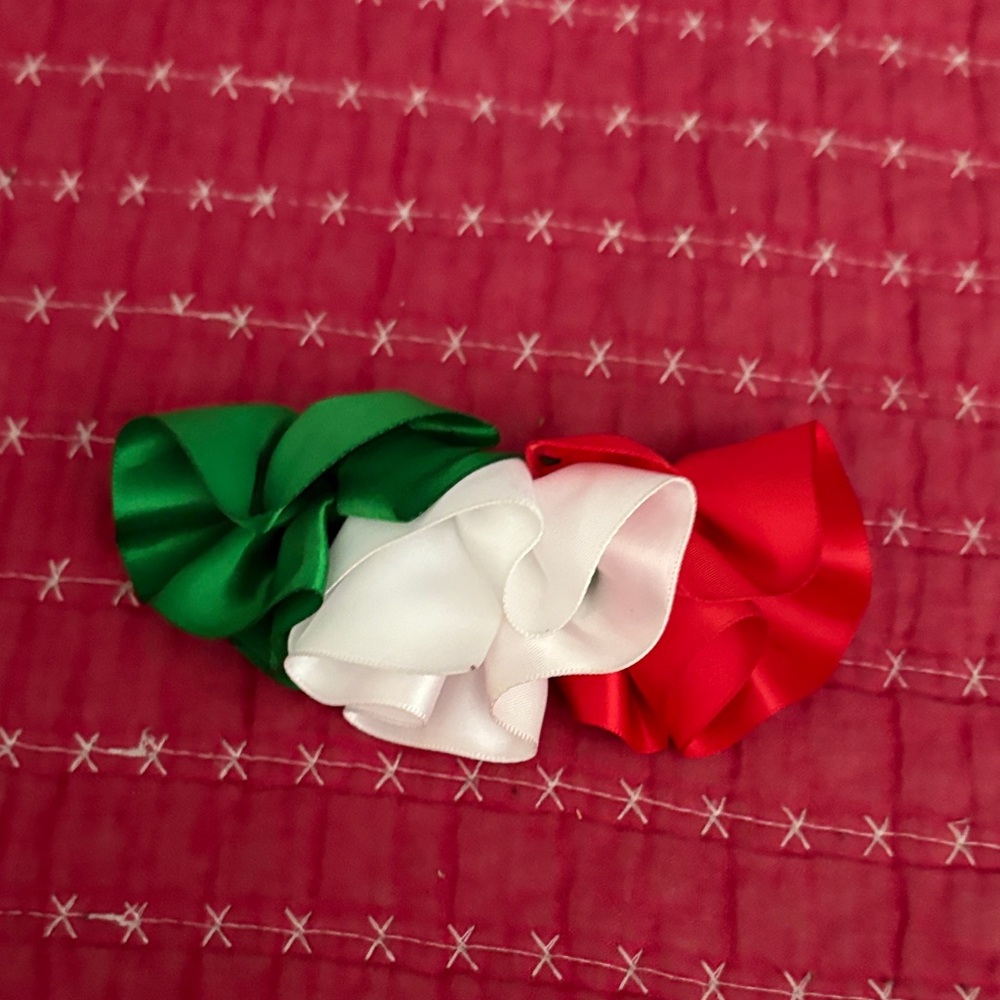 Tricolor Ribbon Hair Accessory